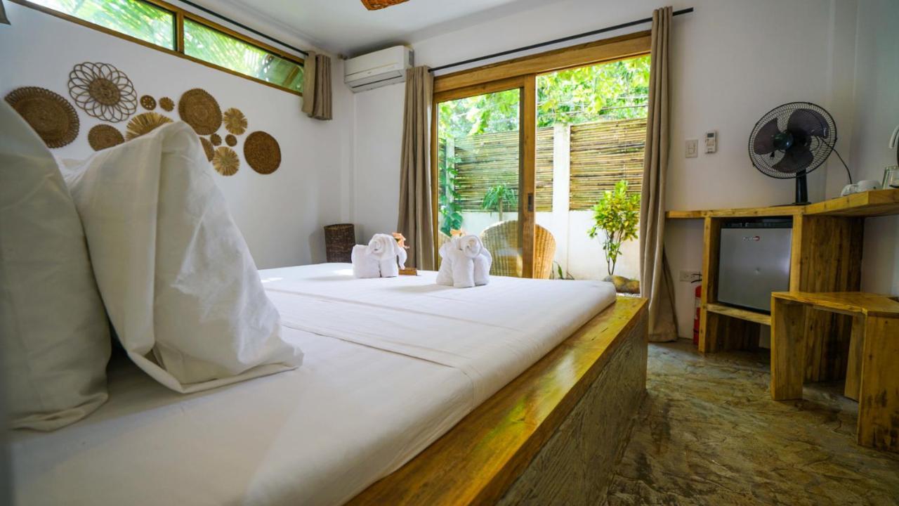 Serenity Hotel El Nido Esterno foto